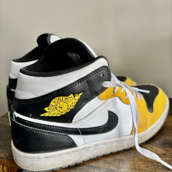 Nike| Air Jordan 1 Mid Sneaker in"Yellow Ochre/White/Black" Good Pre-Owned Sz 10 - Picture 2 of 6